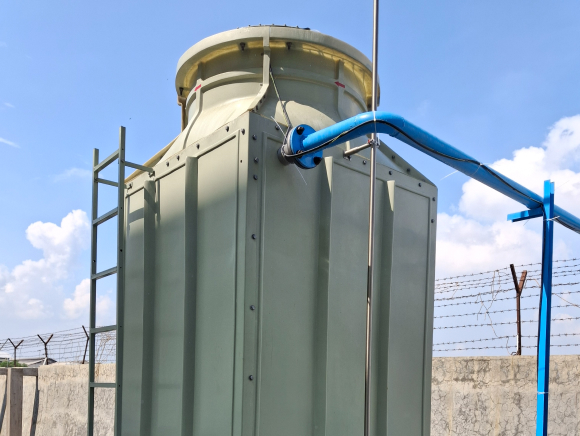 冷却塔(クーリングタワー)